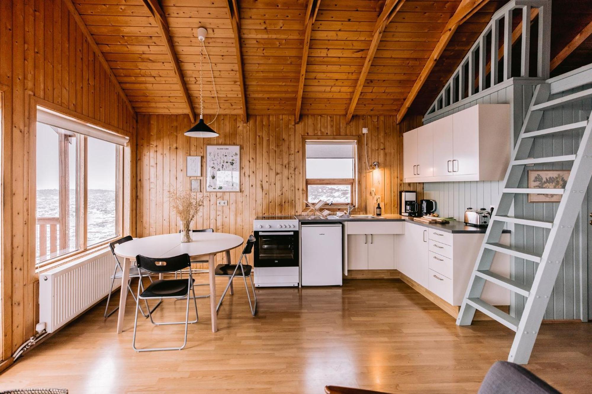 מיבאטן Hlid Cottages מראה חיצוני תמונה